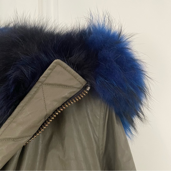 SAM Lux Limelight Hooded Parka Fur convertible to vest, Army green and blue - Picture 3 of 8
